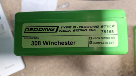 Pongo la la venta los siguientes accesorios relacionados con la recarga:


1.- 1 caja de almacenamiento 50