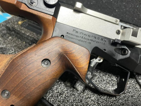 Buenas,
Poco más que añadir, busco pistola match de C02 (llenado bulk) de 5 disparos en buenas condiciones 72