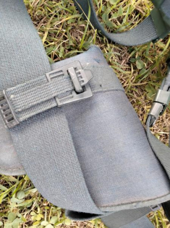 Hola a todos, pongo a la venta una funda con trinchas y cinturon de una Star BM de la Guardia Civil 

El 50