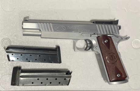Un compañero del club vende STI Target Master 6 pulgadas totalmente impecable, muy cuidada y con poco 00