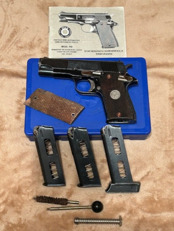 Buenas

 Vendo mi  STAR PD   en  calibre 45 ACP , con 3 cargadores (un con extensión +1), dos juego de 11