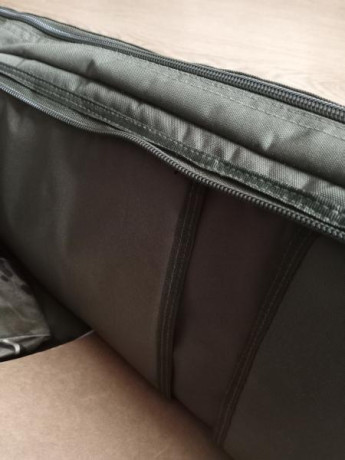 Funda para 2 rifles MILTEC Molle verde  2 armas largas de hasta 105 cm de largo, Altura: 28,5 cm. 

Posibilidad 10