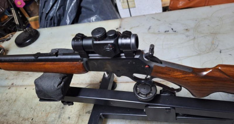 Vendo rifle palanquero Marlin calibre 444 micro estrías  con visor holografico Bushnell 
Se puede ver 00