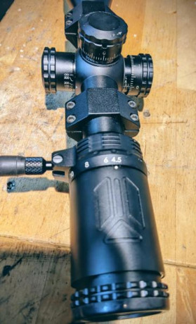 Vendo apenas usado 3 veces con una carabina del 22.

El Bushnell AR 4.5-18x40 es un visor táctico perfecto 01