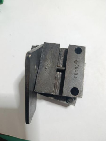 Buenas. Se vende turquesa RCBS para diámetro 451, 50€ más portes. Puedes interesar cambio por turquesa 01