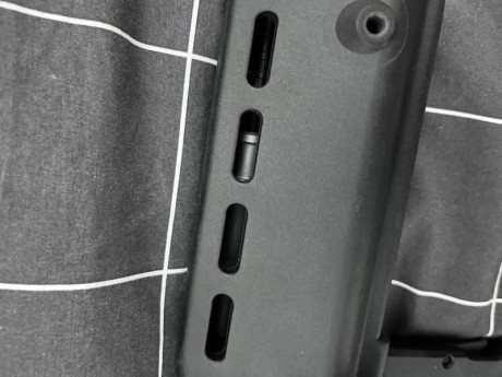 Hola. !
Unifico los anuncios:

Nuevo Añadido: 
HK SL8 casi nuevo. 222RM
Visor, bípode, cargador de 10 71