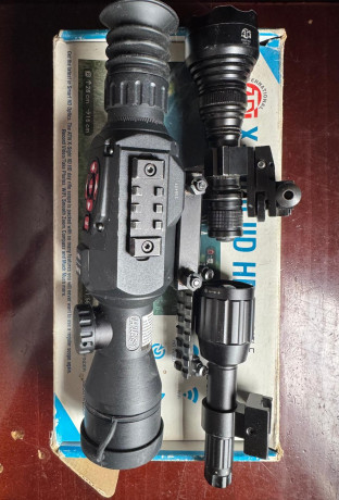 Se vende visor nocturno atn en pleno funcionamiento aumentos digitales de 3-14x , distintas configuraciones 02