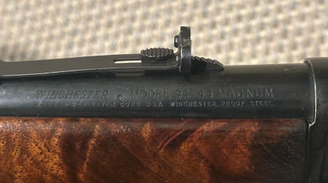 Vendo Winchester 44-40 MAGNUM modelo 94. Fabricado en EEUU, ultimo verdadero americano. 
Estado visual 02