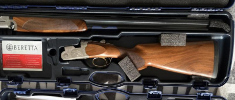 Se cede Beretta 687 Silver Pigeon 3, caza 71 cm de cañon con sus 5 choques nuevos, tiene 15 meses y el 00