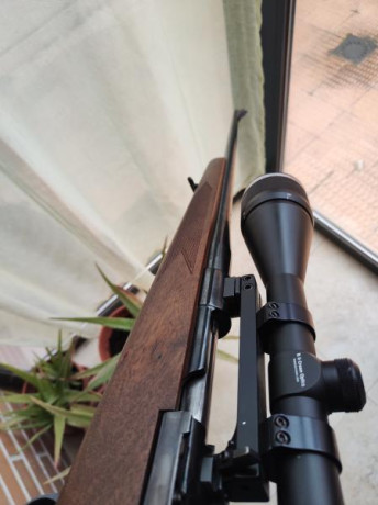 Se vende máuser calibre 30-06 de cerrojo.
Lleva una mira B & Crown optics 6-18x50.
Rifle de cerrojo 01