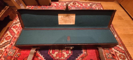 Año de fabricación alrededor de 1920.

Bastidor en cartón duro y madera. Muy sólido y en perfecto estado 02