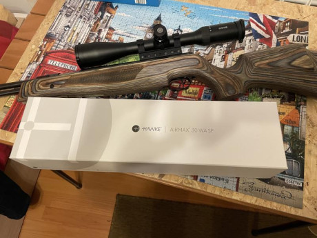 Vendo este Visor , impecable , no tiene ni 100 disparos . 375€ puesto en casa. Si alguien quiere más información, 01