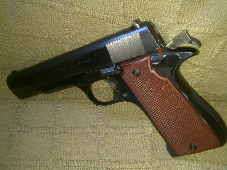 Hola,he abierto este hilo para que todos aquellos que tengais armas Españolas,podais lucirlas aqui con 161