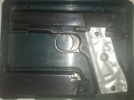 Estimados. 
Pongo a la venta una STAR BKM (armazón de duraluminio).
El arma esta en perfectas condiciones. 01