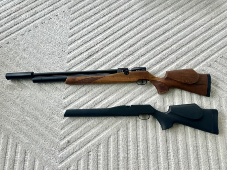 Se vende carabina FX Dreamline Classic 5.5mm, con culata de madera nueva y culata sintetica, moderador 02