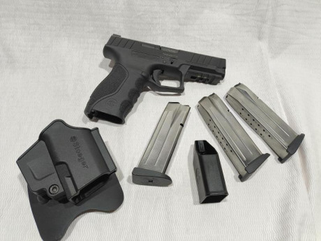 Por exceder el cupo de la "F" vendo una Stoeger STR9.
Muy poco uso, esta perfecta. Viene con 02