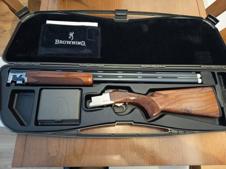 Muy buenas, voy a dar salida a esta escopeta. Yo soy más cazador que tirador.. Browning B725 Sporter comprada 02