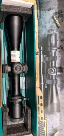 Buenas tardes,

pongo a la venta este fantástico visor VORTEX STRIKE EAGLE 5x25x56 FFP, solo usado en 02