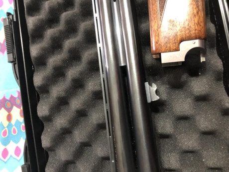 Browning b525 sporting cañon de 76 cm chokes gatillo regulable maletin a tirado un cajon de cartuchos 31