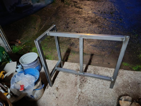 Me he fabricado una mesa de tiro en casa basándome en imágenes , he ido sacando las medidas que me parecían 02