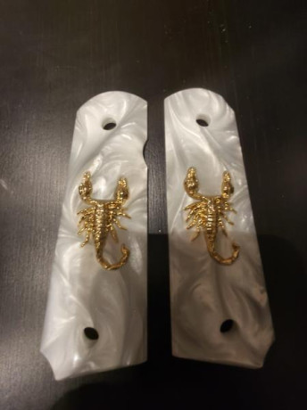 lo dicho cambio estas cachas nuevas  :papa:  que no uso por .. disparador para ruger 10/22 aligerado o 11