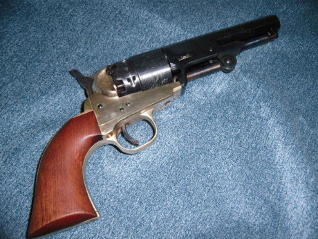 Por abandono de nuestra afición vendo, para iniciarse, réplica de revólver Colt mod. Sheriff marca ASM 01