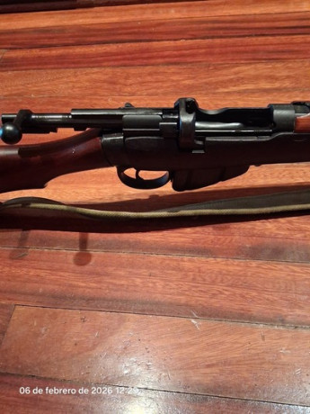 Hola a todos

Vendo fusil Lee Enfield fechado en 1914, calibre 0.303 Britissh, guiado en D.
El arma está 00