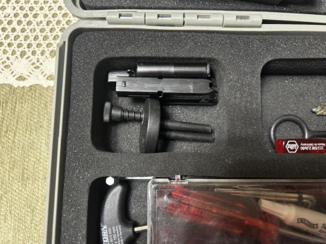 Vendo Walther ssp en muy buen estado con dos cargadores y accesorios. 01