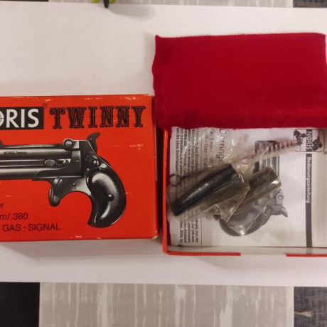 -Hola,
pongo a la venta parte de mi colección de pistolas de fogueo.
Están inscritas en libro coleccionista, 20