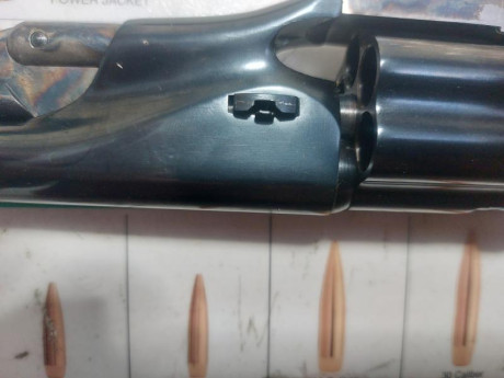 Hola a tod@s, aquí un novato.
Pues resulta que he adquirido un revolver Pietta nuevo,  y cuando me he 90