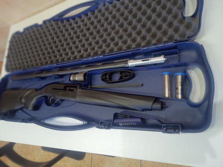 Se vende Beretta A400 LITE en excelentes condiciones , la escopeta no ha tirado ni 4 cajas de cartuchos.
La 02