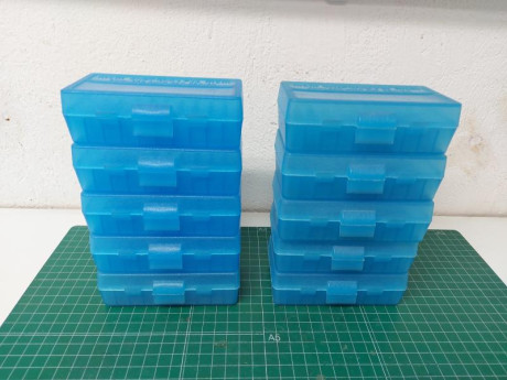  Vendidas 
Por cese de la actividad deportiva, sigo vaciando el armero....
Vendo lote 10 cajas munición 00