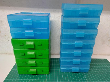  Vendidas 

Por cese de la actividad deportiva, sigo vaciando el armero....
Vendo lote 13 cajas munición 00