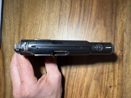   Vendo pistola Astra Falcon 4000 calibre 9 corto – 380 auto.   

La pistola está en perfecto estado y 30