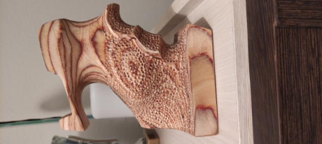 Hola! 
Me podéis decir cómo se hace este tipo de agarre y que instrumento se utiliza para hacerlo.?
Si 61