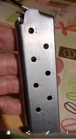 Vendo cargador  colt 45, 40€ en mano, Toledo Madrid 01