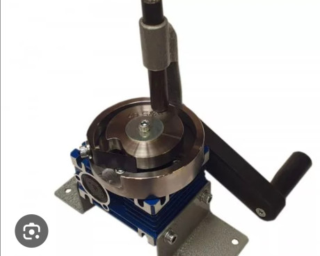 Hola a todos, estoy buscando un recalibrador para vainas de pistola calibre .40SW. como el de la imagen
Si 00