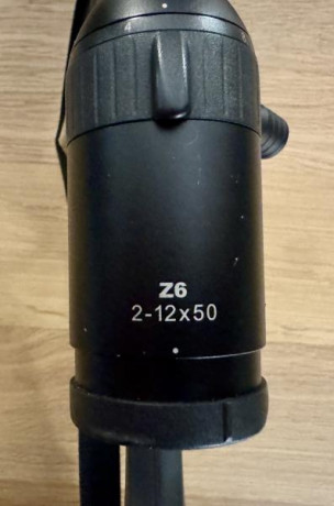 Se trata de un estupendo Sako S20, calibre 300WM en un estado perfecto. Tiene su correa y montura original 02