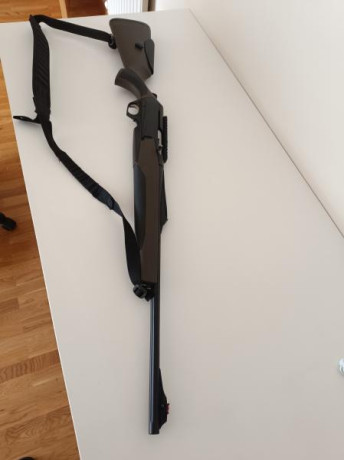 Vendo mi MK3. Calibre 9'3x62. Semiautomático. Composite verde y negro . Carrillera de culata regulable.Carril 02