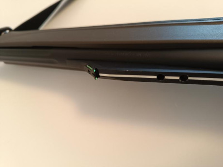 Vendo mi MK3. Calibre 9'3x62. Semiautomático. Composite verde y negro . Carrillera de culata regulable.Carril 50