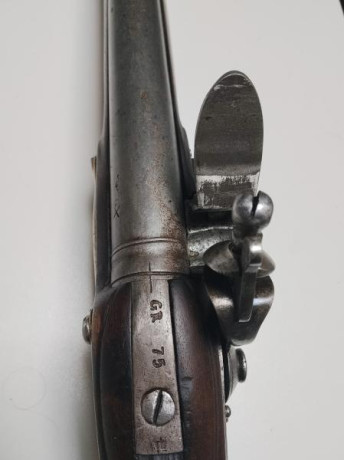 Se vende Brown Bess original. 
Guiado en AE
Con baquetas de carga y limpieza
1700 euros. (por lo mismo 12