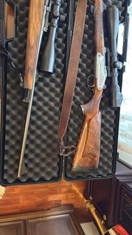 Vendo blaser r93 

CAL. 270 WSM con Magnaport
Culata madera thumbhole
Montura y visor Swarovski Z6i 3-18x50 12