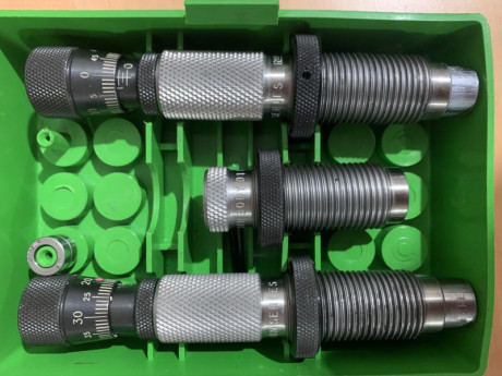 Buenos días.
Se venden en 350€,portes incluidos y el bushing.
Saludos. 110