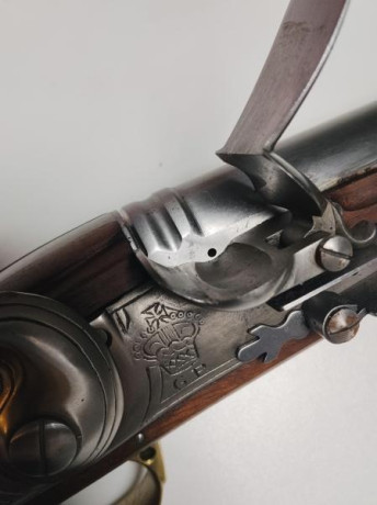 Vendo réplica Brown Bess Carabine 
Pedersoli 
Sólo estrenado, como nuevo 
1200 euros
WhatsApp 617734756 21