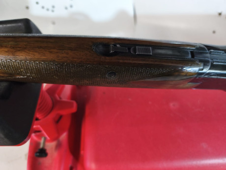 Escopeta  FN echa en la casa belga 
Cañón de 71cm dos y una estrellas fijas culata con tendencia a la 11