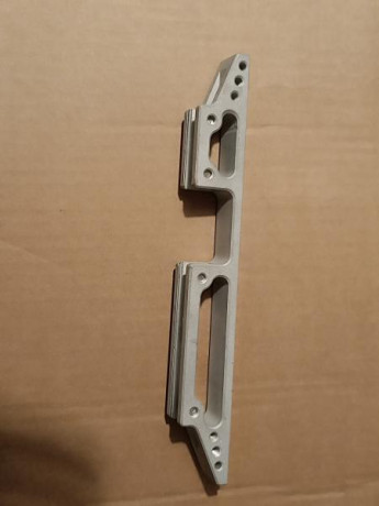 En venta riel para elevar el visor de carril de 11 mm. Está fabricado para t Bruno Silva y esta en buen 01