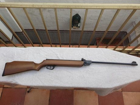 Se vende gamo 45-S-61 del 4,5mm.es una carabina para colección y para disfrutar de ella disparando.esta 01