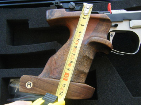 Se vende pistola Feinwerkbau, motivado por haberme roto el tendón supraespinoso del hombro derecho.
La 21