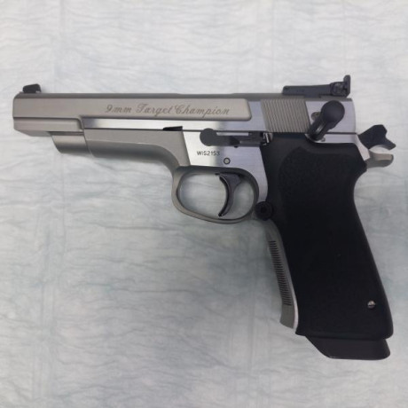 En venta SMITH&WESSON TARGET CHAMPION "Performance Center" 9mm. Estado IMPECABLE. Afinada 00