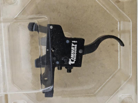 Hola.

Vendo un gatillo Timney para los modelos SAKO antiguos , L61R , L691 ...
Está sin estrenar , me 01